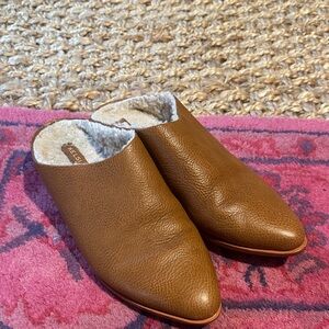 Kelsie Dagger Brooklyn shearling-lined flats